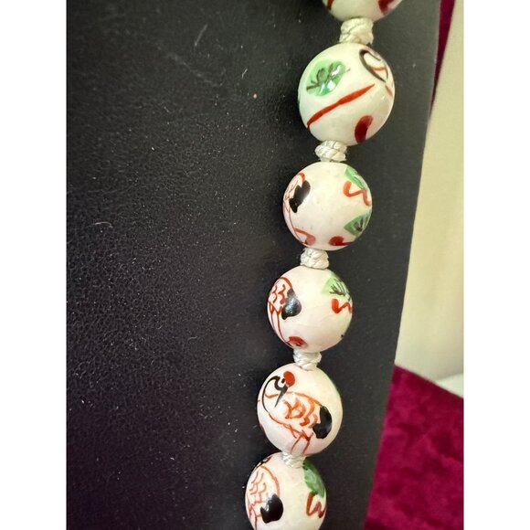 50s Chinoiserie Porcelain Hand Painted Beads Hand Knotted Silk Thread - Picture 3 of 8